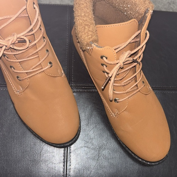 🦋Bootie🦋2/15$ - Picture 2 of 8